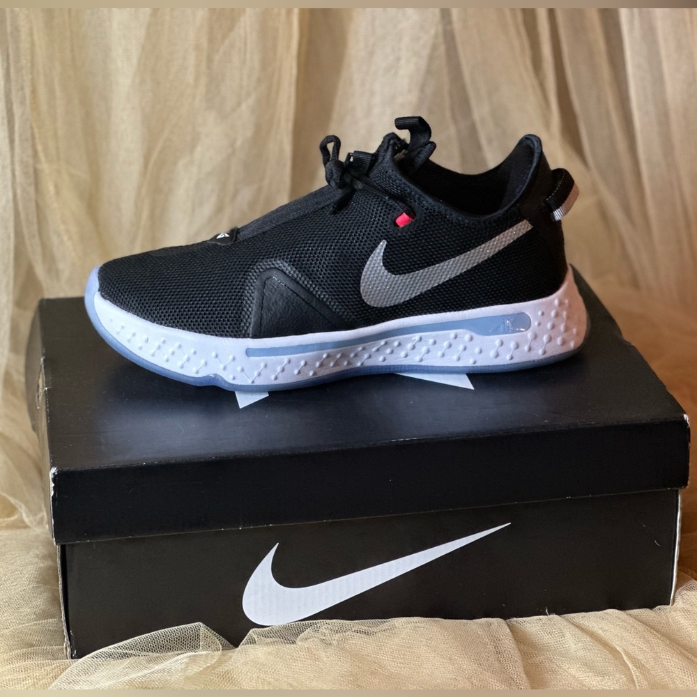 Nike PG 4
